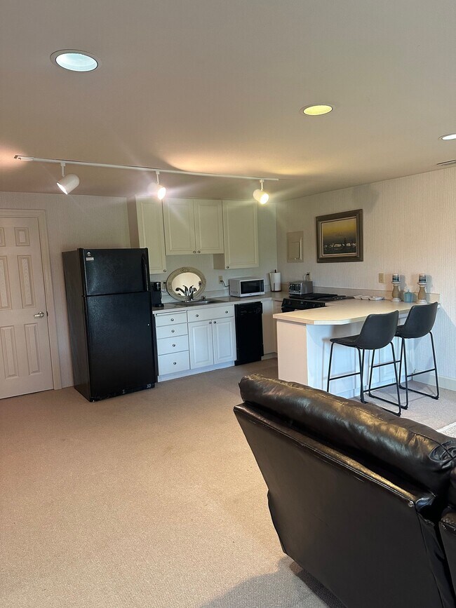 Foto del edificio - 8228 24th St Ct W
