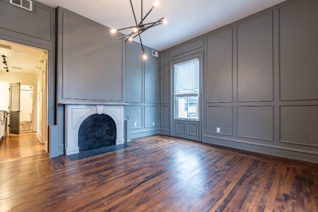 Foto del edificio - 215 Broadway