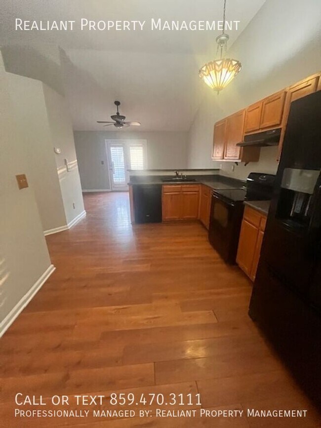 Foto del edificio - 400 Platt Dr