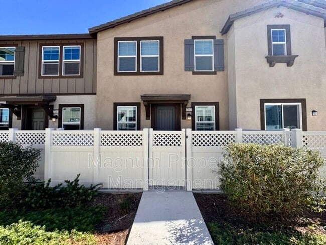 Foto del edificio - 34495 Agave Dr