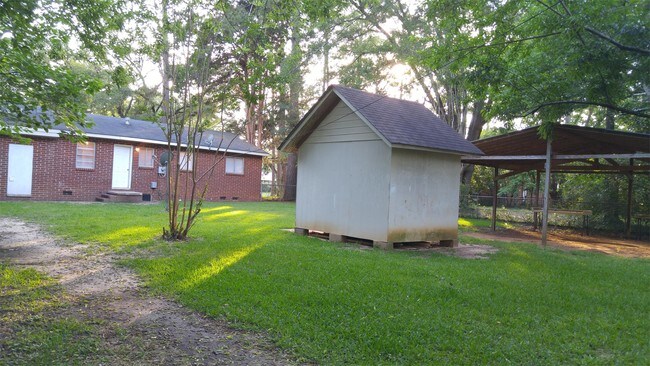 Building Photo - 1514 Palmyra Rd