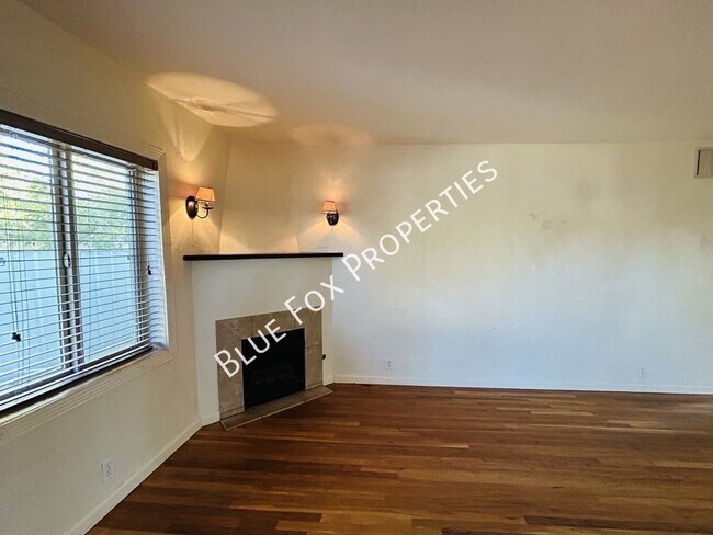 Foto del edificio - 3021 E Linden St