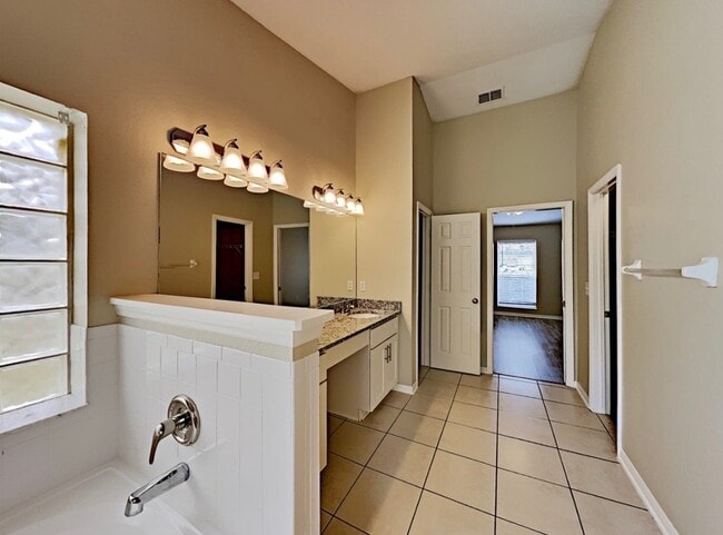 Building Photo - 2391 Boone Pl