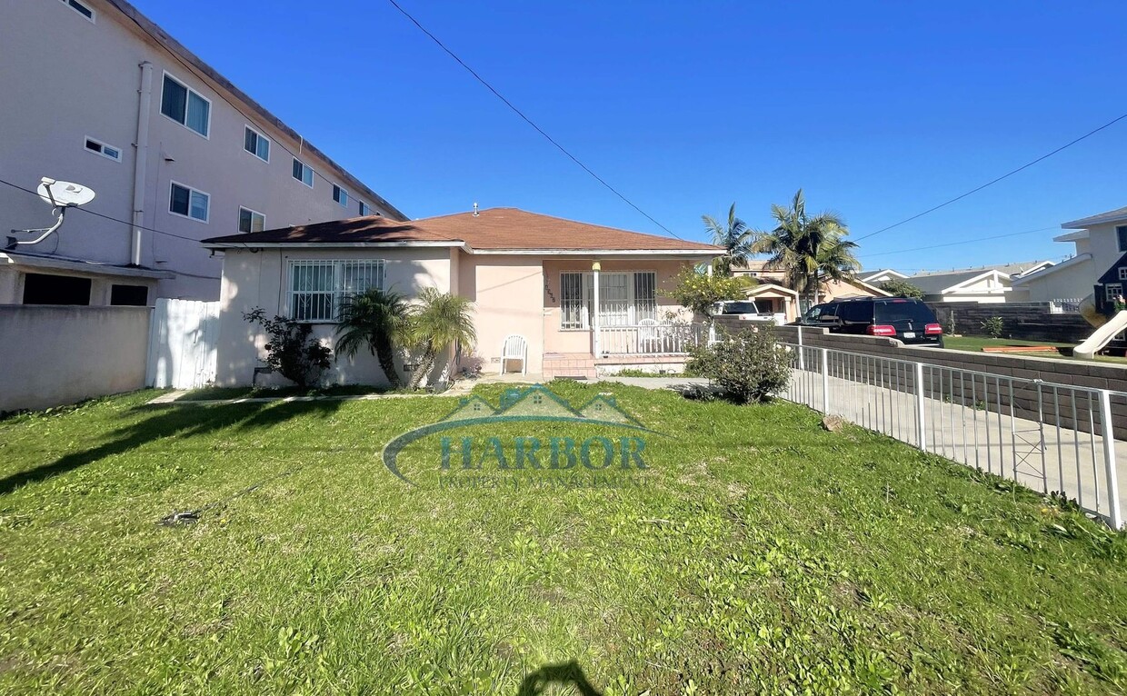 Primary Photo - 4367 W 133rd St