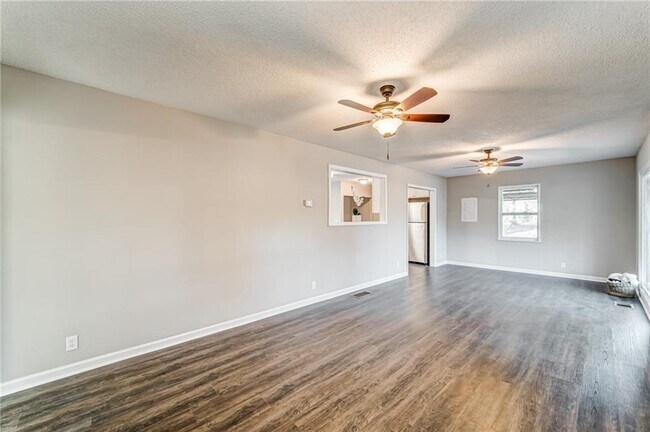 Building Photo - 2563 GA-101