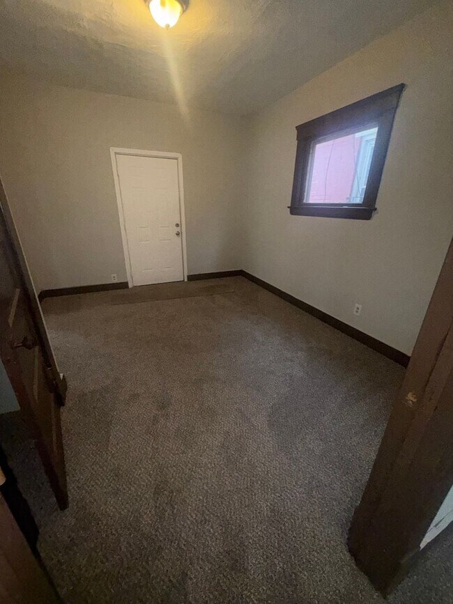 Foto del edificio - 3BDRM HOUSE FOR RENT