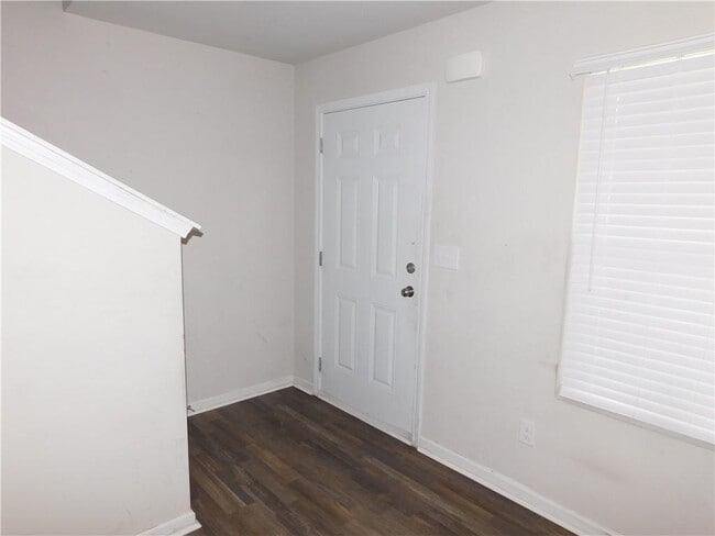 Building Photo - 343 Indian Lake Trail