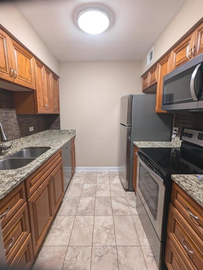 Building Photo - 6174 Knoll Ln Ct