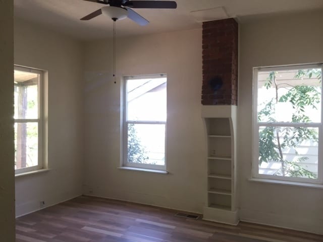 Building Photo - **RESERVE NOW FOR SUMMER 2026* * Great 5 B...