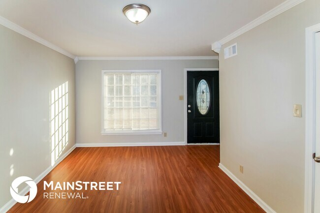 Foto del edificio - 1350 Ryanwood Ave