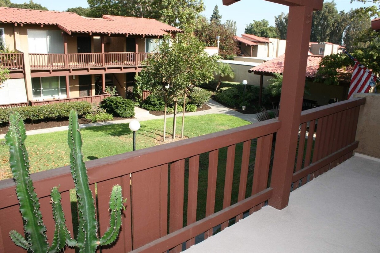 Primary Photo - **** Entirely Remodeled and Bright Upstair...