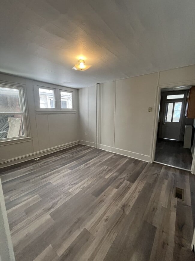 Foto del edificio - 236 E King St