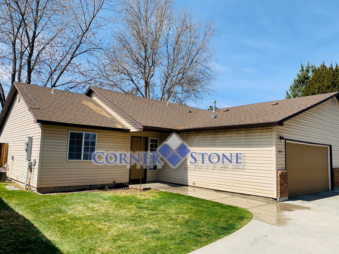 6896 W Poplar St, Boise, ID 83704 House Rental in Boise, ID