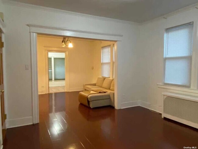 Foto del edificio - 33-65-65 168th St