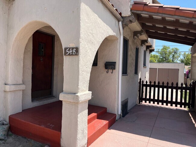 Foto del edificio - 548-548 Ivy St