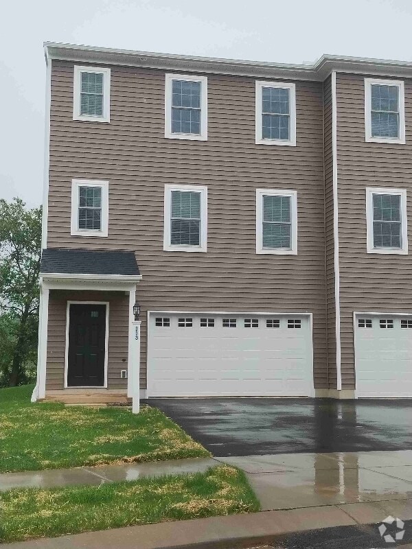 Buck/Peach Bottom/Quaryvle/Christiana Apartments for Rent with a Garage