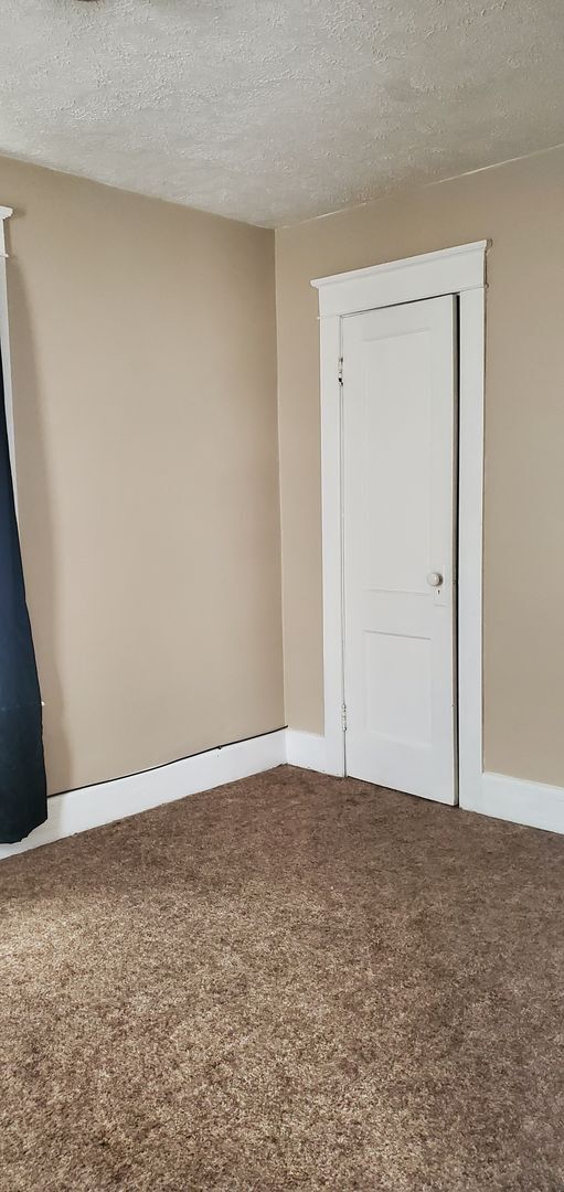 Foto del edificio - 1147 W 22nd St