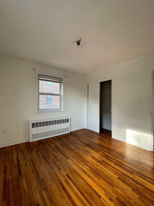 Foto del edificio - 5103 43rd Ave