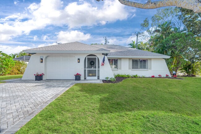 Foto del edificio - 1759 Azalea Ln