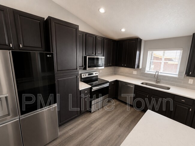 Foto del edificio - 4464 Copeland Lp