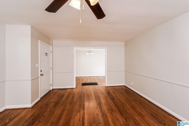 Foto del edificio - 2401 4th St NW
