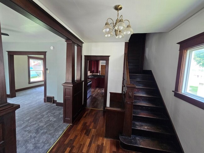 Foto del edificio - 112 5th St NE