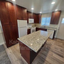 Building Photo - 4401 S 27th St