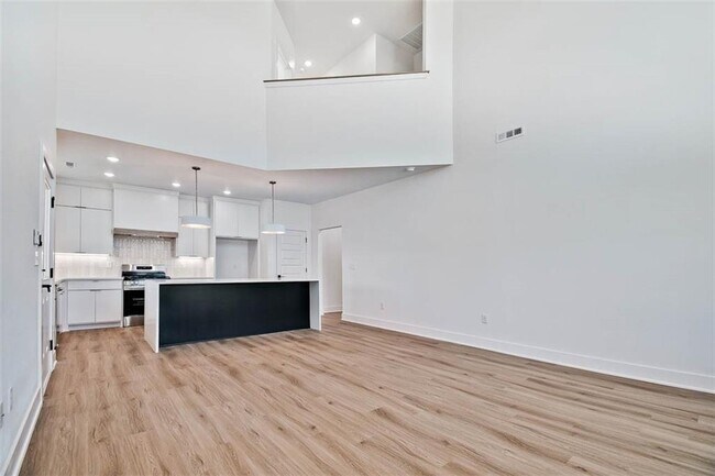 Foto del edificio - 4 Savidge Cir