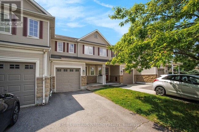 Building Photo - 148 Goldwood Private