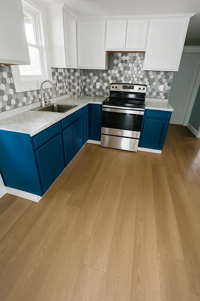 Building Photo - 16 Garrison St Building Photo - 16 Garrison St