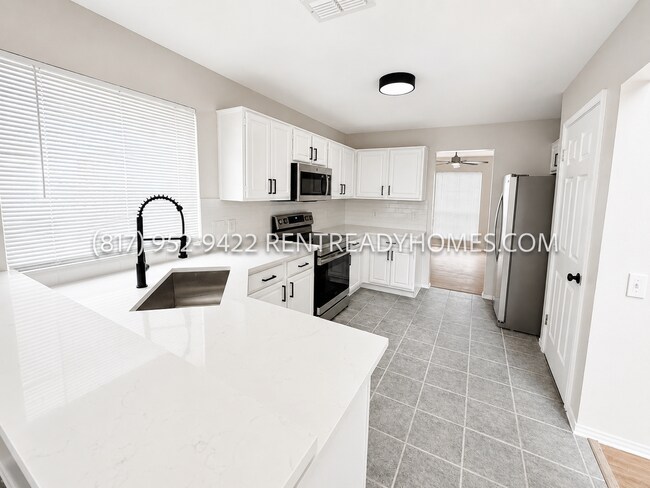 Foto del edificio - 3405 Plantation Ln