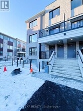 Building Photo - 1233 Creekway Private