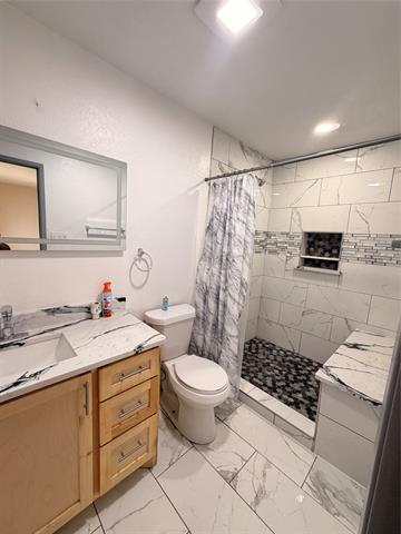 Building Photo - 7327 Cave Dr
