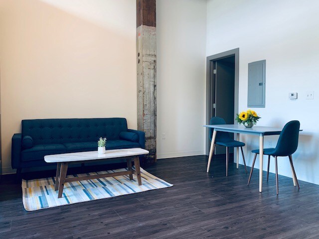Foto principal - 1100 N 2nd St