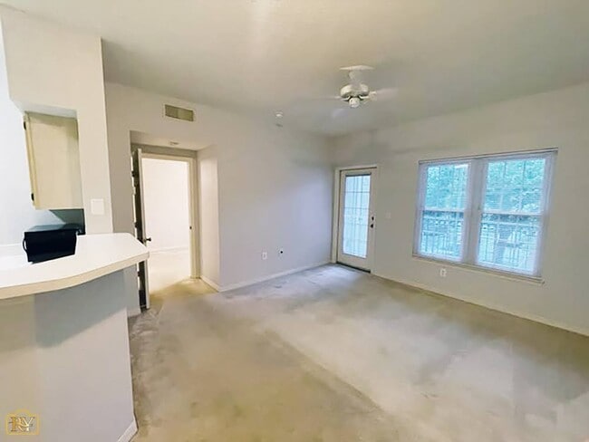 Building Photo - 23500 Walden Center Dr