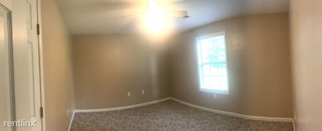 Building Photo - 2 br, 1 bath Apartment - 804 ADA ST