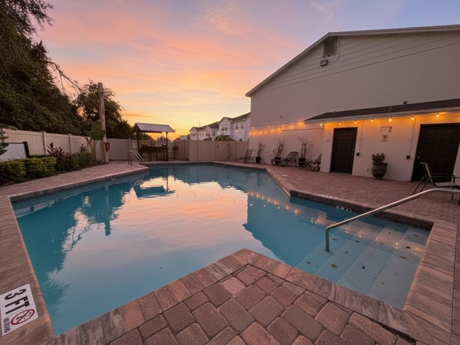 Sun Bay Palms at South Tampa - Sun Bay Palms at South Tampa Apartments