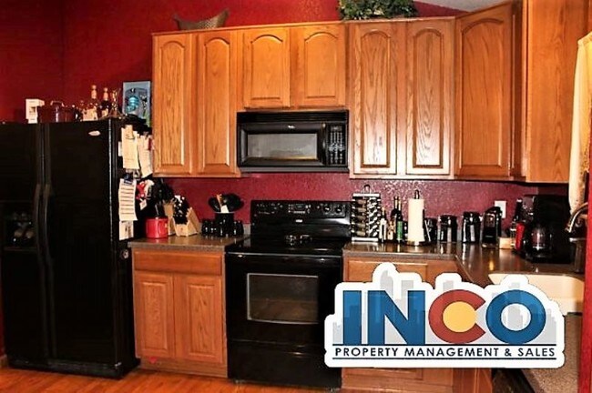 Foto del edificio - 4616 MT Princeton St