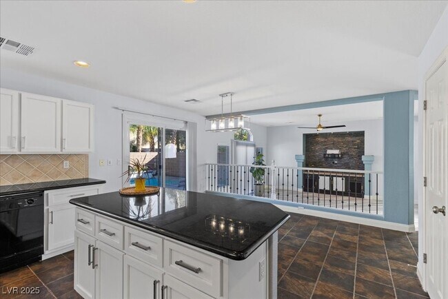 Foto del edificio - 10902 Fintry Hills St