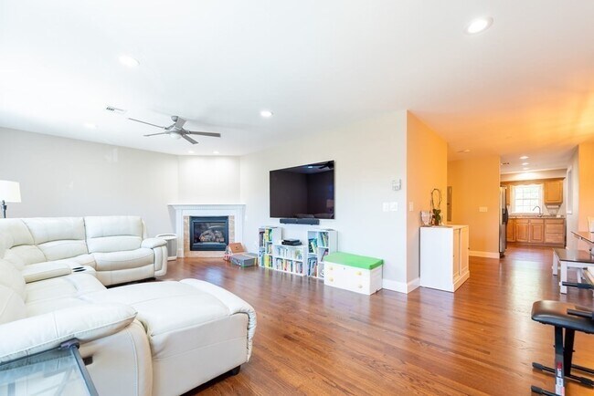 Foto del edificio - 467 Somerville Ave