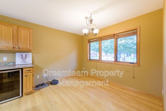 Building Photo - 10779 53rd Ave N