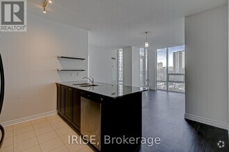 Building Photo - 3525-3525 Kariya Dr