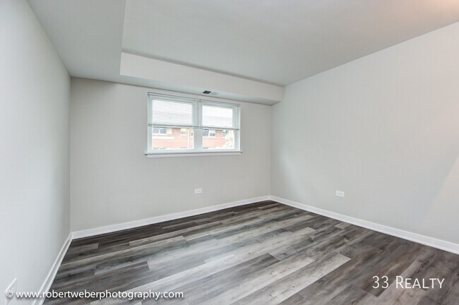 Building Photo - **Application Pending** Euclid Place / Arl...