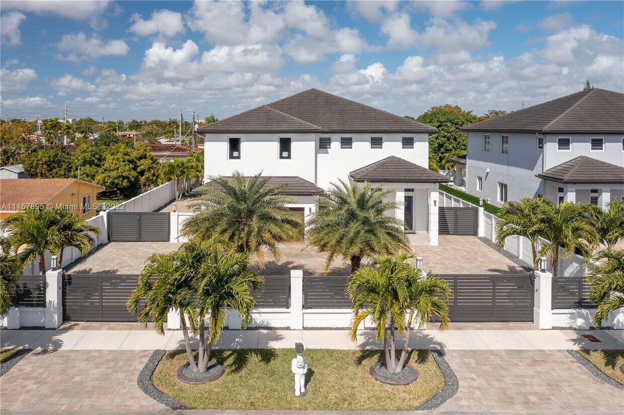 Foto principal - 9245 SW 35th St