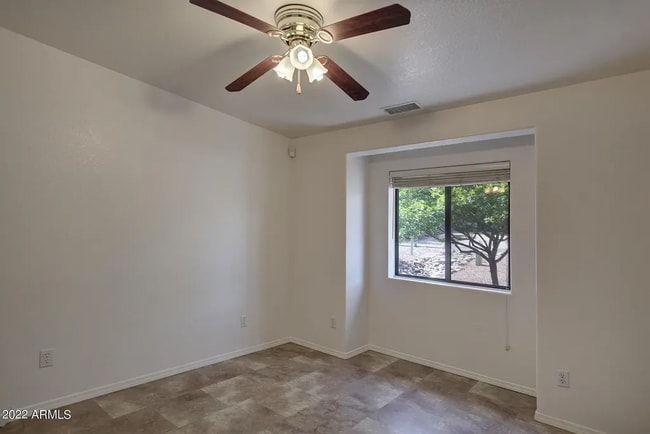 2nd Bedroom - 502 E Saguaro Cir