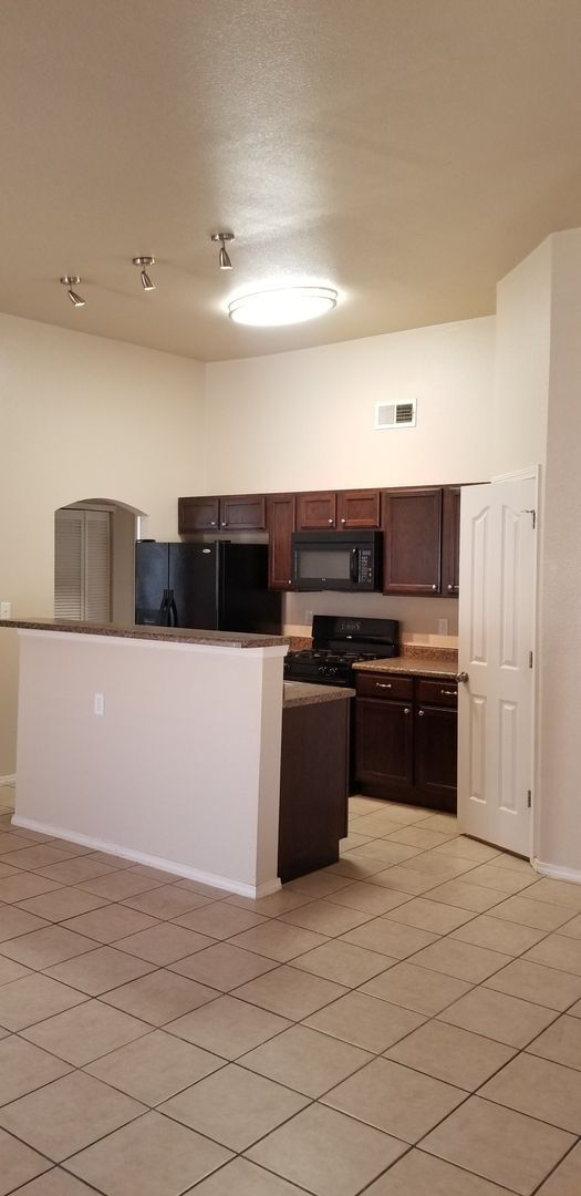 Foto del edificio - Charming 3 bedroom, 2 bath in Northeast El...
