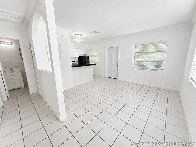 Foto del edificio - 715 SW 14th Ave
