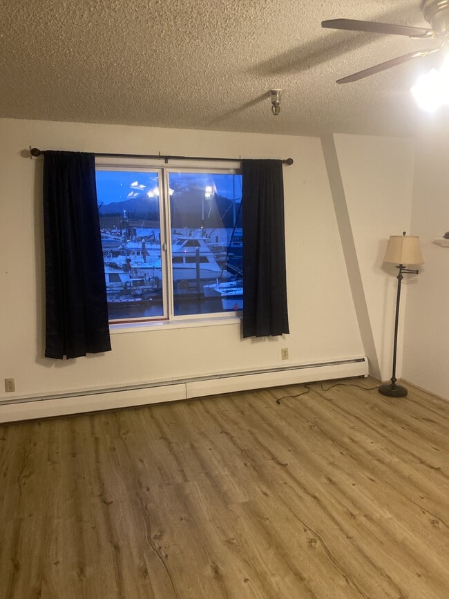 Building Photo - 2843 Tongass Ave