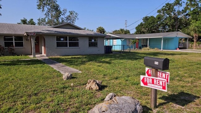 Foto del edificio - 914 67th Ave W