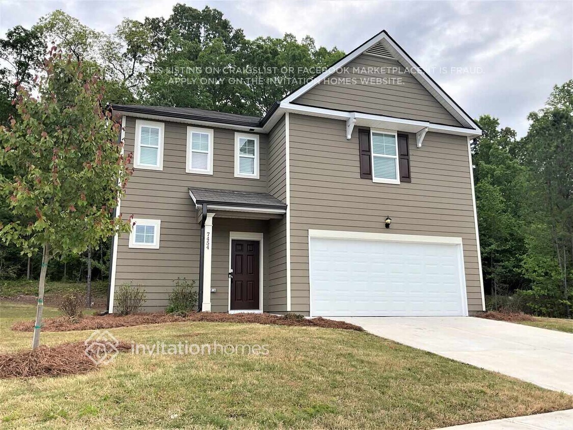 Foto principal - 7454 Faith St
